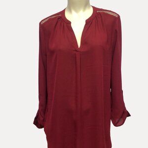𝅺dynamite Sheer Chiffon Cranberry Top Size Medium